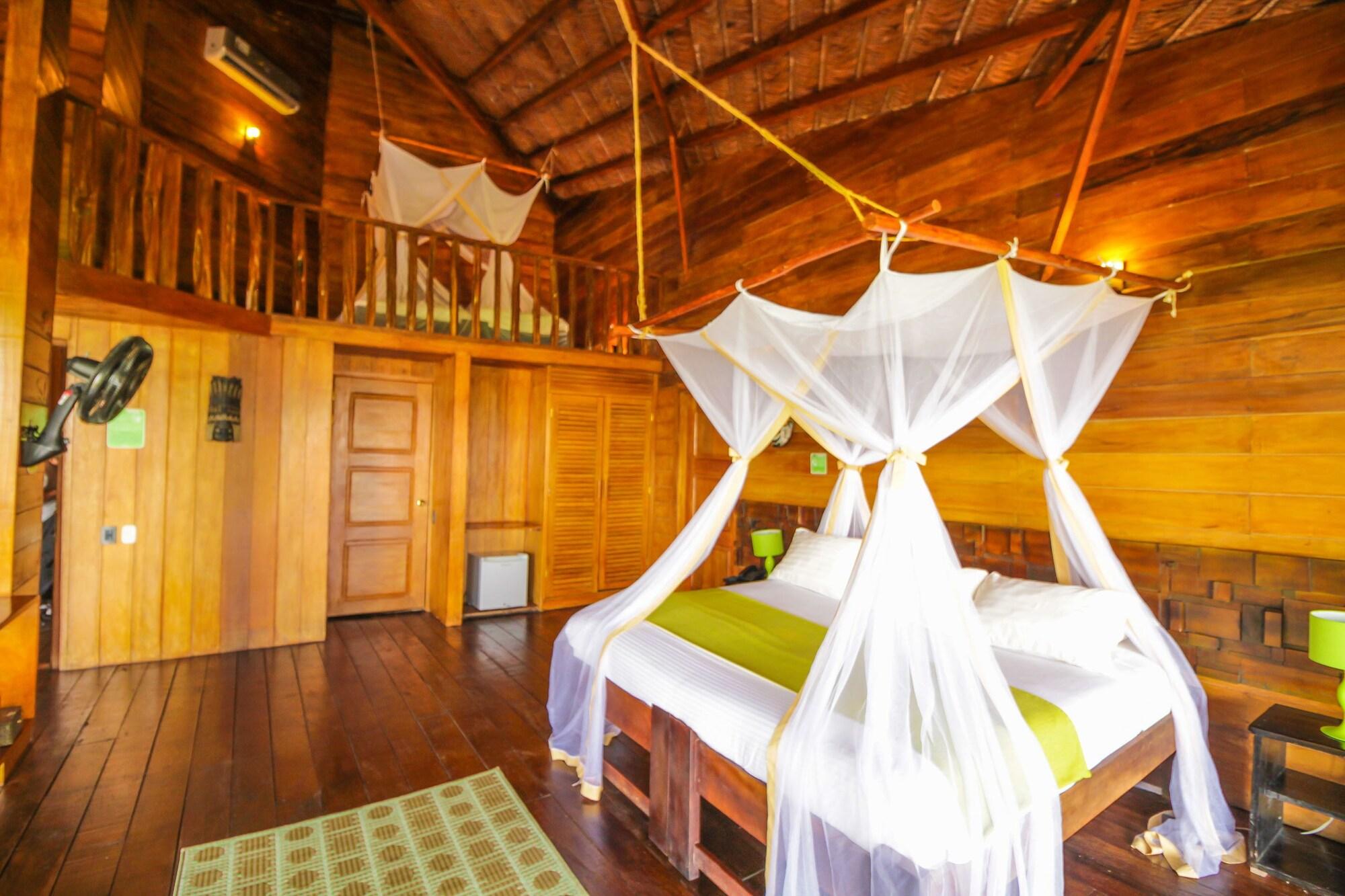 Hotel On Vacation Amazon à Leticia Extérieur photo