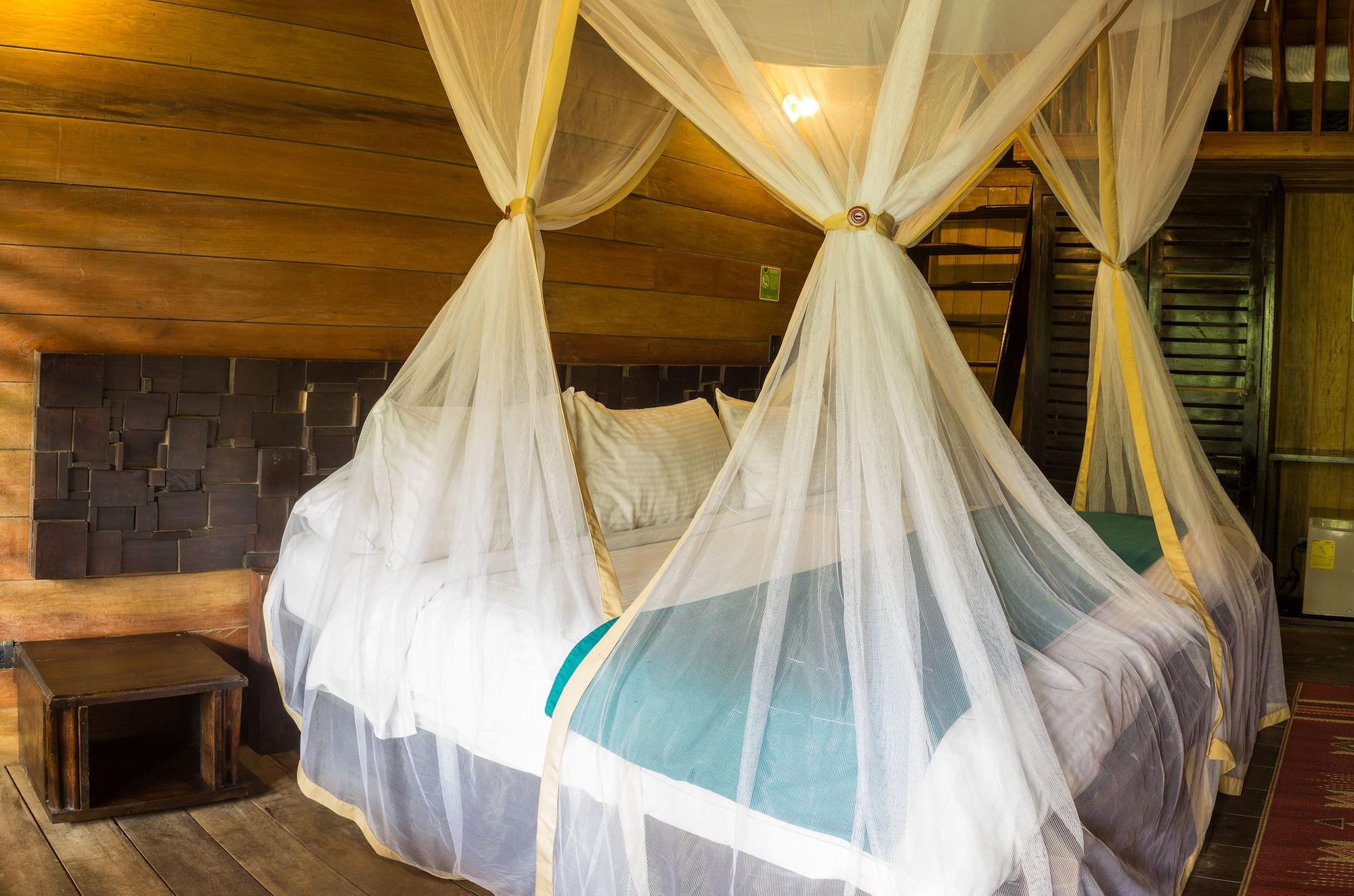 Hotel On Vacation Amazon à Leticia Extérieur photo