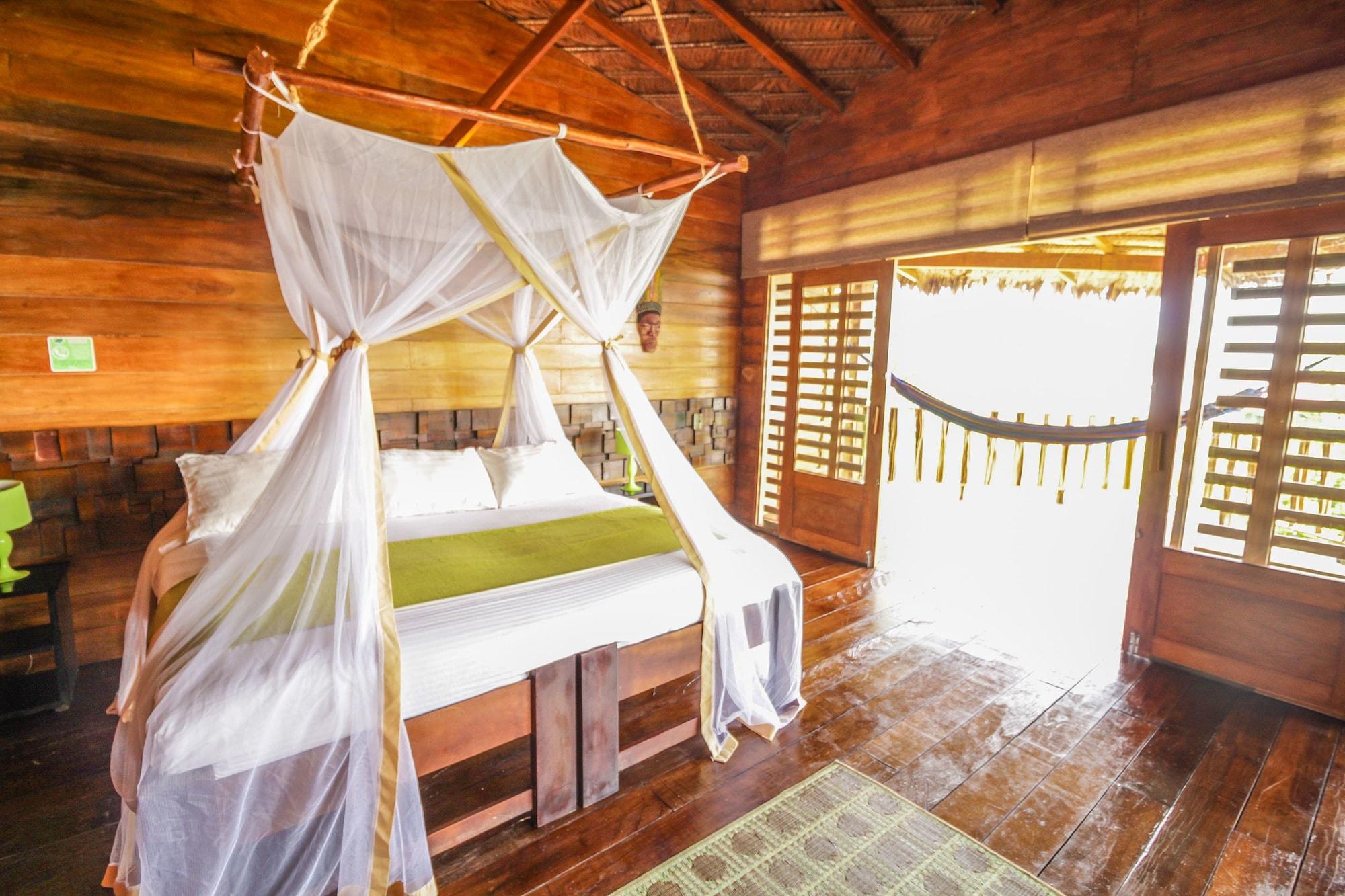 Hotel On Vacation Amazon à Leticia Extérieur photo