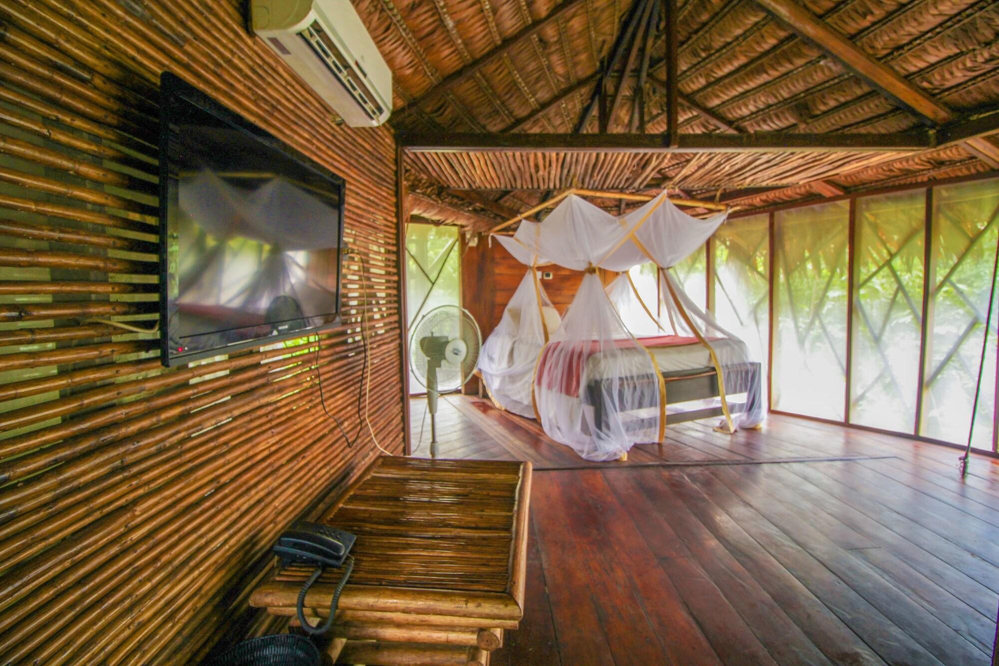 Hotel On Vacation Amazon à Leticia Extérieur photo