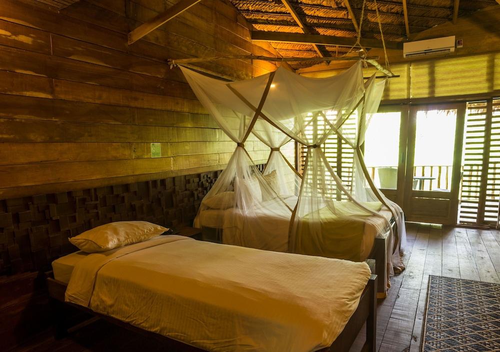 Hotel On Vacation Amazon à Leticia Extérieur photo